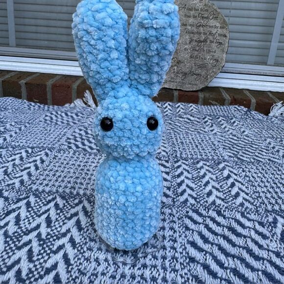Hand Crochet stuffed Peep - Picture 1 of 4